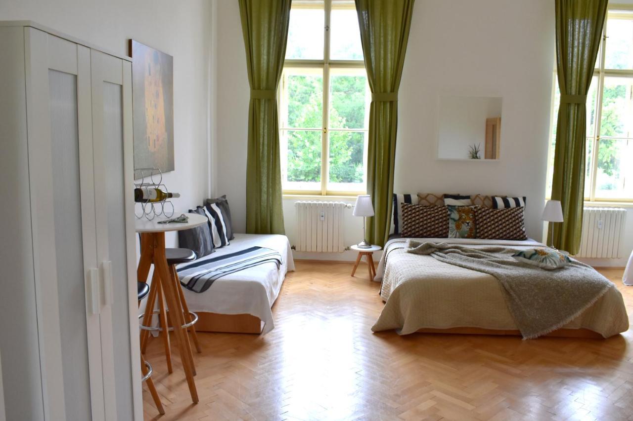 Wellness Florenc Apartamento *